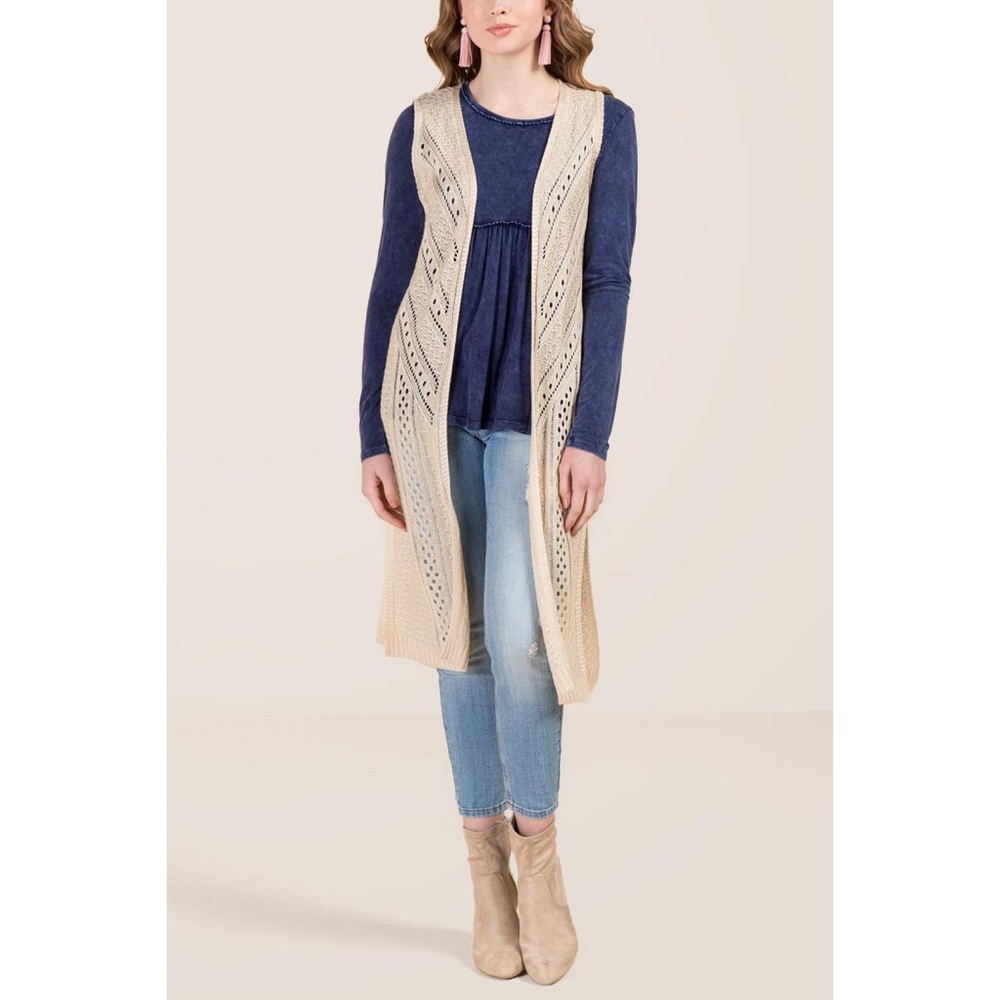 No sleeve cardigan